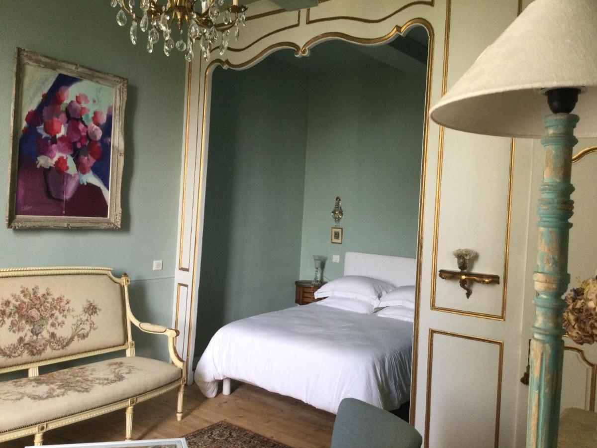 Bed and Breakfast L'Orangerie Du General à Saint-Jean-dʼAngély Extérieur photo