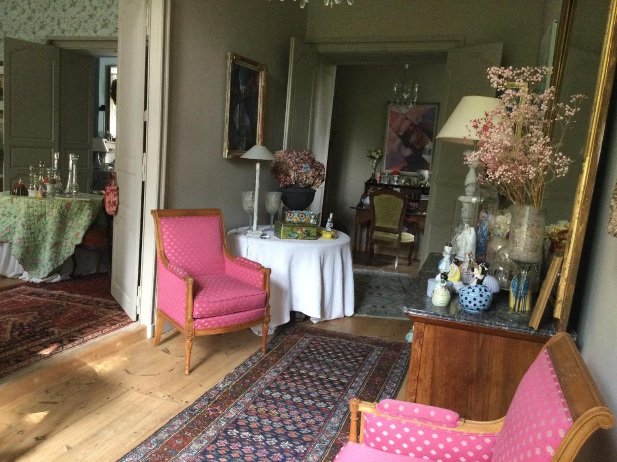 Bed and Breakfast L'Orangerie Du General à Saint-Jean-dʼAngély Extérieur photo